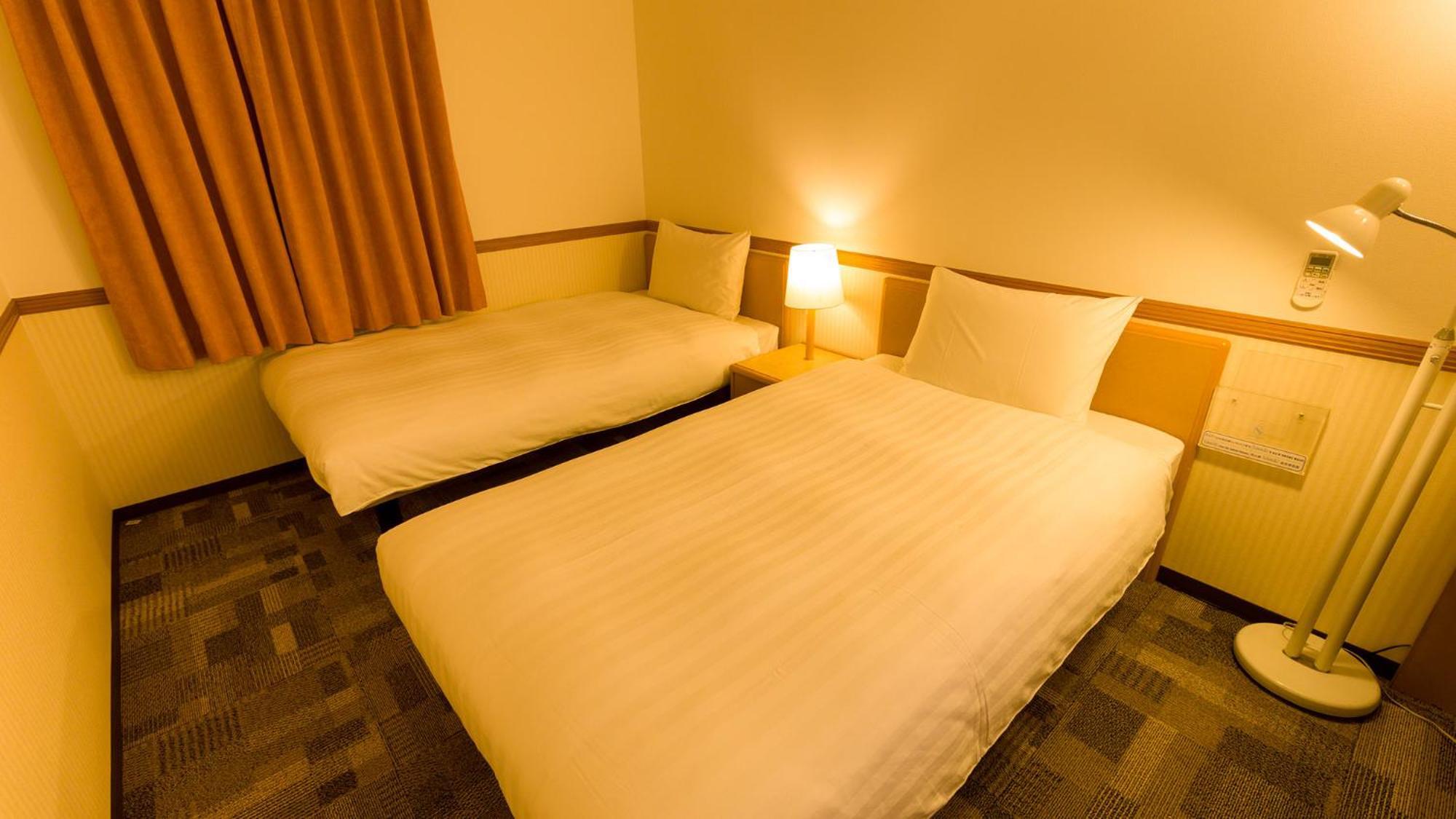 Toyoko Inn Naha Omoromachi Ekimae Δωμάτιο φωτογραφία